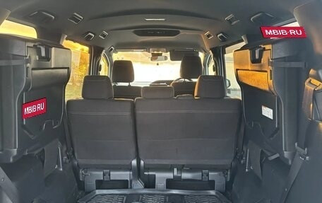 Toyota Esquire I, 2018 год, 2 300 000 рублей, 16 фотография