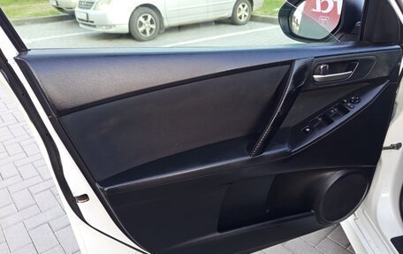 Mazda 3, 2011 год, 899 000 рублей, 33 фотография