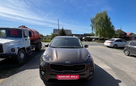KIA Sportage IV рестайлинг, 2018 год, 2 000 000 рублей, 2 фотография