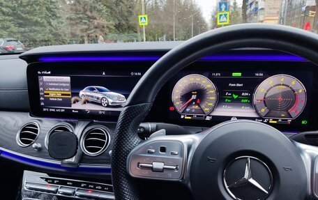 Mercedes-Benz E-Класс, 2019 год, 2 690 000 рублей, 3 фотография