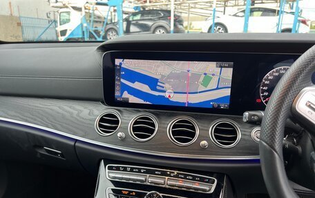 Mercedes-Benz E-Класс, 2019 год, 2 690 000 рублей, 18 фотография