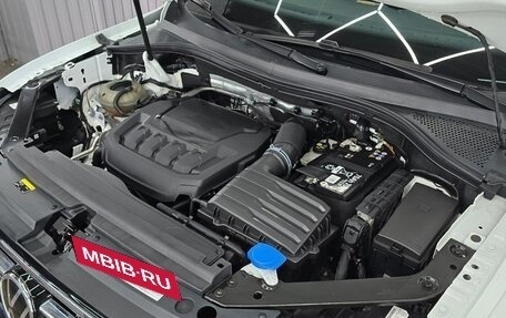 Volkswagen Tiguan II, 2023 год, 4 290 000 рублей, 9 фотография