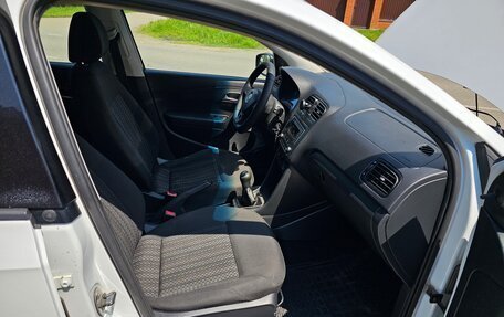 Volkswagen Polo VI (EU Market), 2018 год, 670 000 рублей, 12 фотография