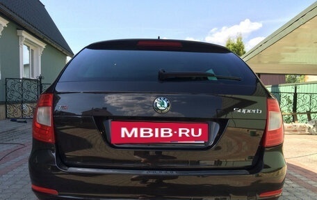 Skoda Superb III рестайлинг, 2012 год, 1 050 000 рублей, 10 фотография