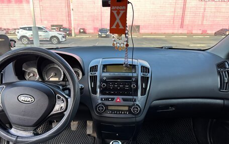 KIA cee'd I рестайлинг, 2008 год, 420 000 рублей, 10 фотография