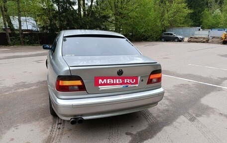 BMW 5 серия, 2002 год, 680 000 рублей, 3 фотография