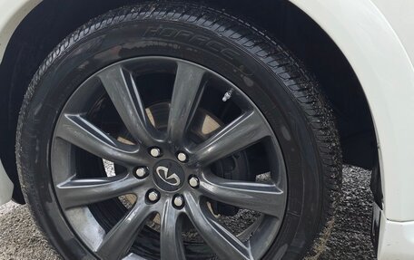 Infiniti QX56, 2011 год, 2 200 000 рублей, 12 фотография