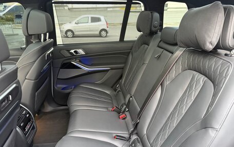 BMW X7, 2024 год, 14 000 000 рублей, 16 фотография