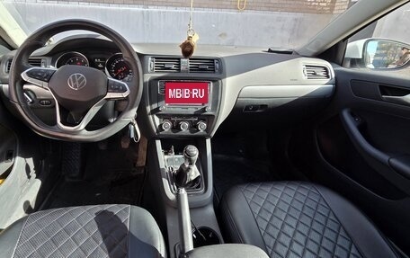 Volkswagen Jetta VI, 2015 год, 1 200 000 рублей, 4 фотография
