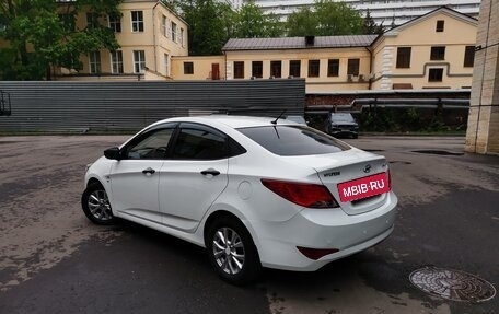 Hyundai Solaris II рестайлинг, 2015 год, 1 080 000 рублей, 3 фотография
