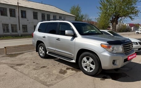 Toyota Land Cruiser 200, 2013 год, 3 000 000 рублей, 1 фотография