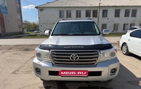 Toyota Land Cruiser 200, 2013 год, 3 000 000 рублей, 2 фотография