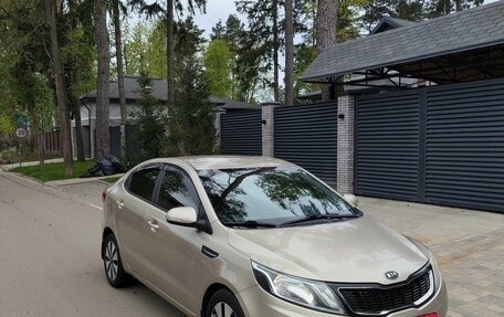 KIA Rio III рестайлинг, 2011 год, 990 000 рублей, 4 фотография