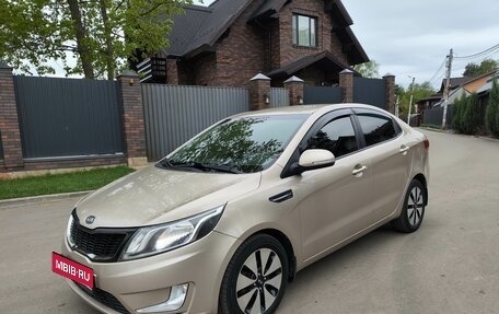 KIA Rio III рестайлинг, 2011 год, 990 000 рублей, 10 фотография
