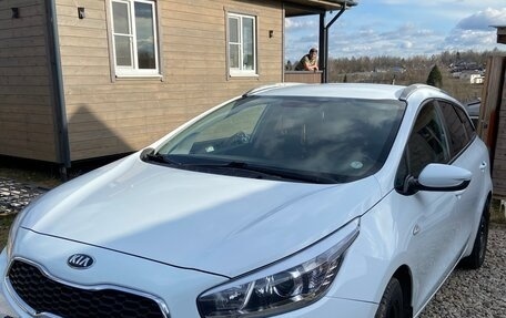 KIA cee'd III, 2014 год, 995 000 рублей, 10 фотография