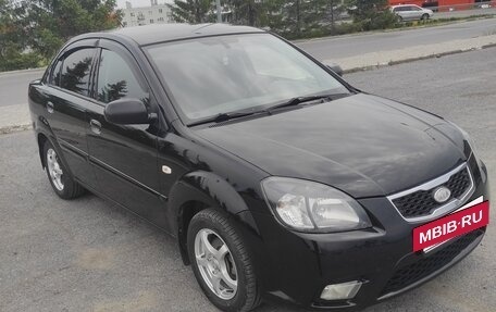 KIA Rio II, 2011 год, 580 000 рублей, 2 фотография