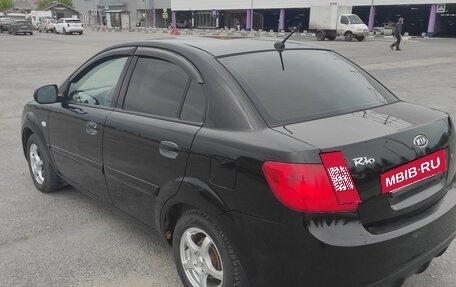 KIA Rio II, 2011 год, 580 000 рублей, 4 фотография