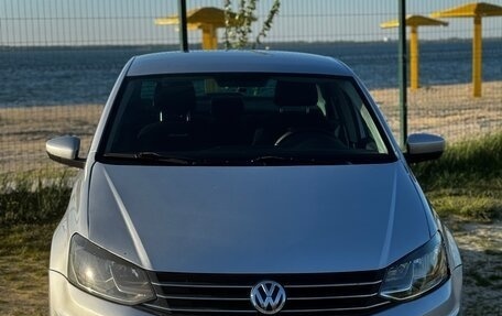 Volkswagen Polo VI (EU Market), 2019 год, 750 000 рублей, 1 фотография