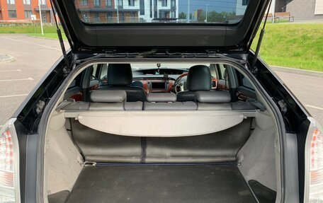 Toyota Prius, 2010 год, 1 000 000 рублей, 5 фотография