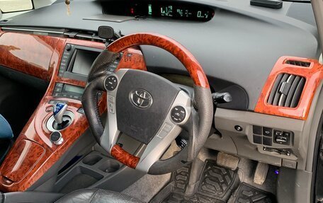 Toyota Prius, 2010 год, 1 000 000 рублей, 7 фотография