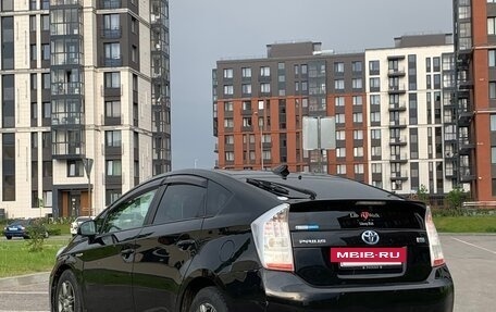 Toyota Prius, 2010 год, 1 000 000 рублей, 3 фотография