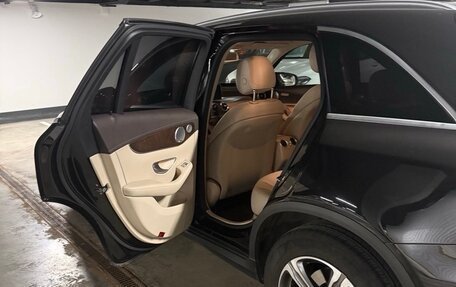 Mercedes-Benz GLC, 2018 год, 2 800 000 рублей, 13 фотография