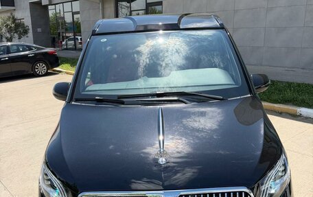 Mercedes-Benz V-Класс, 2023 год, 11 900 000 рублей, 2 фотография