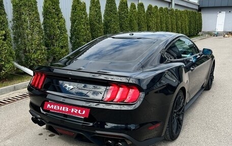 Ford Mustang VI рестайлинг, 2019 год, 3 200 000 рублей, 6 фотография
