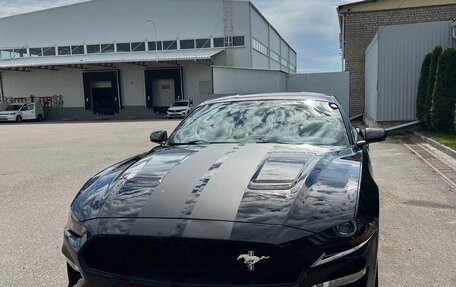 Ford Mustang VI рестайлинг, 2019 год, 3 200 000 рублей, 3 фотография
