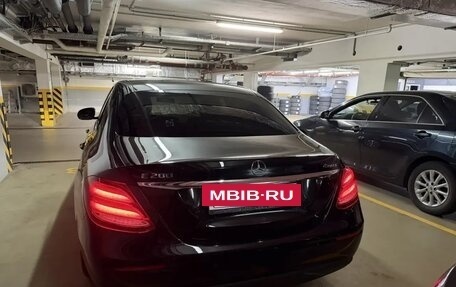Mercedes-Benz E-Класс, 2019 год, 3 650 000 рублей, 7 фотография