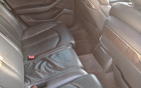 Audi A8, 2010 год, 1 000 000 рублей, 7 фотография