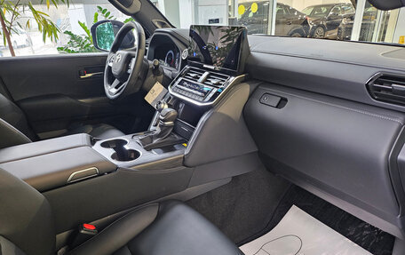 Toyota Land Cruiser, 2025 год, 16 950 000 рублей, 13 фотография