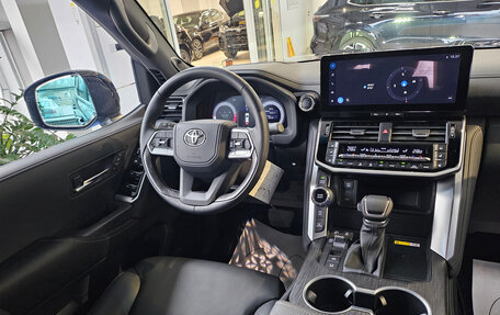 Toyota Land Cruiser, 2025 год, 16 950 000 рублей, 18 фотография