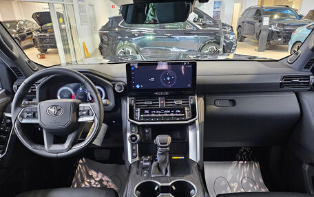 Toyota Land Cruiser, 2025 год, 16 950 000 рублей, 16 фотография