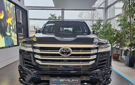 Toyota Land Cruiser, 2025 год, 16 950 000 рублей, 33 фотография