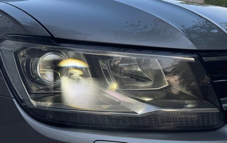 Volkswagen Tiguan II, 2018 год, 2 100 000 рублей, 11 фотография
