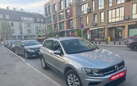 Volkswagen Tiguan II, 2018 год, 2 100 000 рублей, 4 фотография