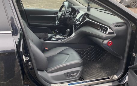 Toyota Camry, 2020 год, 2 090 000 рублей, 3 фотография