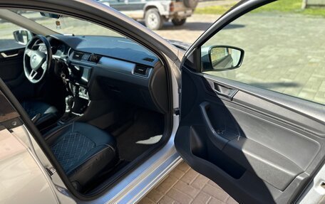Skoda Rapid I, 2018 год, 1 300 000 рублей, 11 фотография