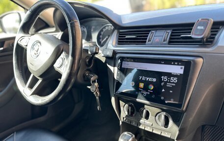 Skoda Rapid I, 2018 год, 1 300 000 рублей, 13 фотография