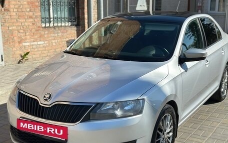 Skoda Rapid I, 2018 год, 1 300 000 рублей, 4 фотография