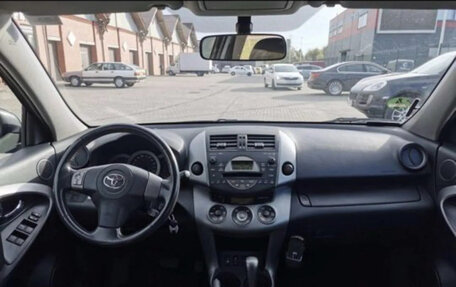 Toyota RAV4, 2009 год, 1 400 000 рублей, 6 фотография