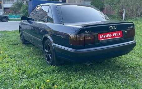 Audi 100, 1993 год, 350 000 рублей, 4 фотография