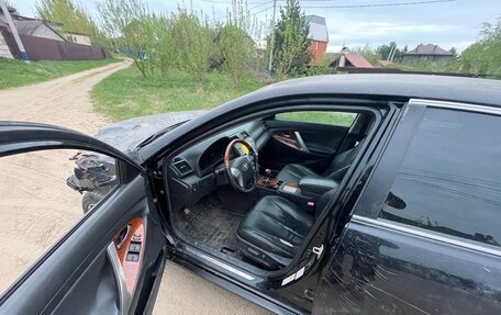 Toyota Camry, 2011 год, 495 000 рублей, 2 фотография