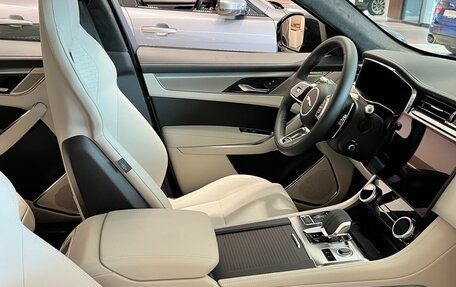 Jaguar E-Pace, 2019 год, 3 100 000 рублей, 9 фотография