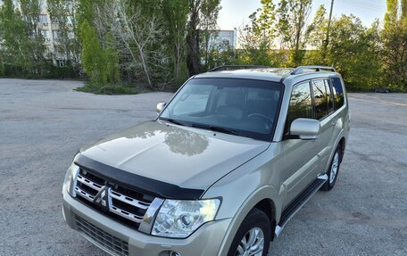 Mitsubishi Pajero IV, 2012 год, 2 550 000 рублей, 2 фотография