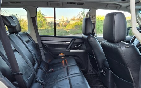 Mitsubishi Pajero IV, 2012 год, 2 550 000 рублей, 8 фотография