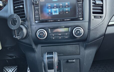Mitsubishi Pajero IV, 2012 год, 2 550 000 рублей, 15 фотография