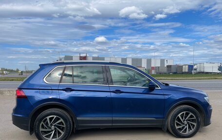 Volkswagen Tiguan II, 2018 год, 1 950 000 рублей, 8 фотография