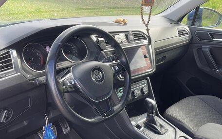 Volkswagen Tiguan II, 2018 год, 1 950 000 рублей, 12 фотография